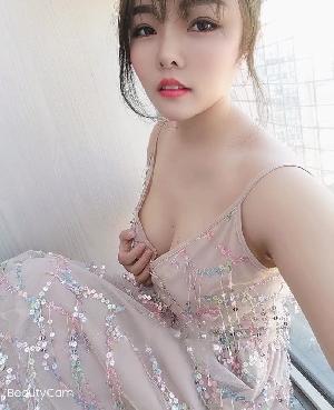 蜜桃臀蝴蝶逼水多多  可外出
