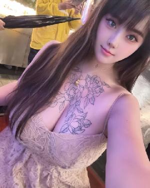 罗湖舌吻H杯美乳范范