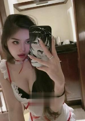 海曙大胸翘臀骚妹子