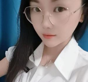 陶醉清纯大奶妹