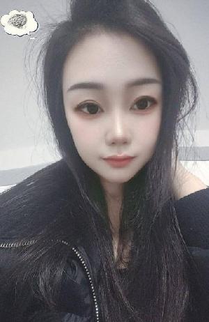 黑色情趣性感美女