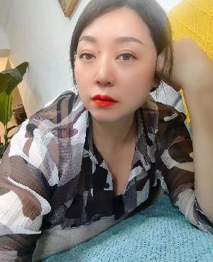 少妇
