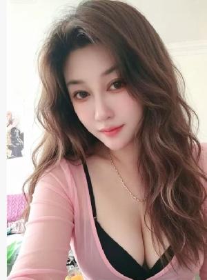 后入一线天馒头B少妇