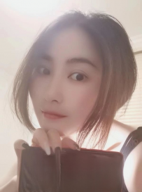 夫子庙前凸后翘娜娜