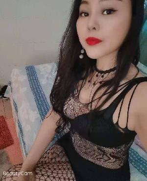 甜美御姐带来灵魂出鞘般的感觉