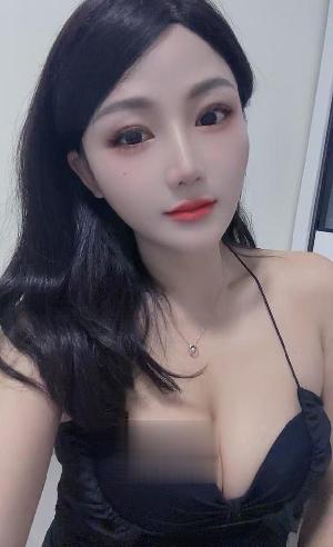 性感粉嫩身材非常棒的妹妹