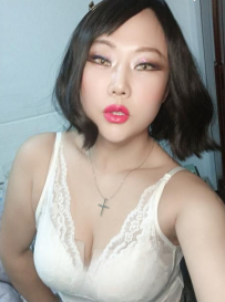 巨骚的黑寡妇
