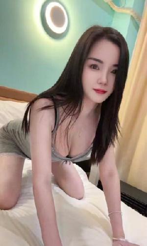 禅城大奶少妇糖宝老师