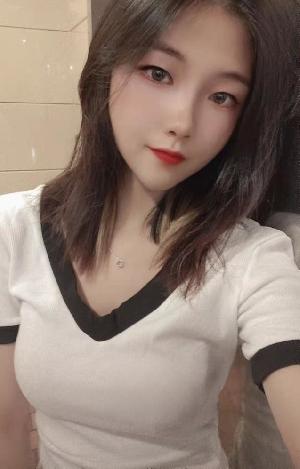 高挑性感小姐姐