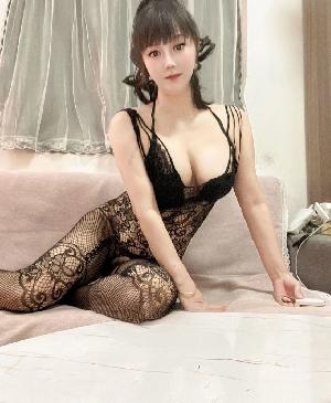 黑丝大奶诱惑