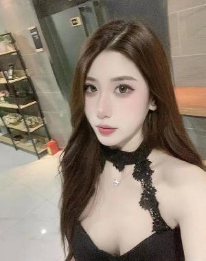 天河肉感十足李菲迪
