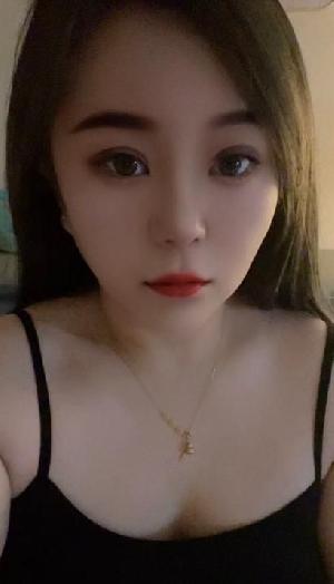 丰满肥臀兼职小少妇