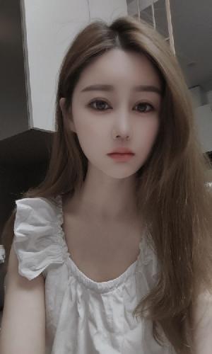 三点粉Vivian