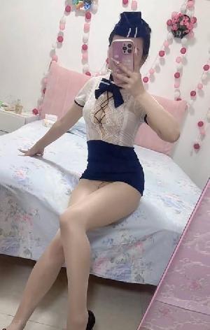情趣服饰镜前啪