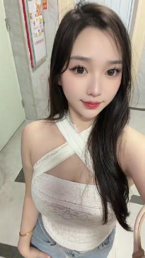 妹妹很会玩操嫩穴要用力