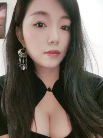 武侯长腿小姐姐夏天
