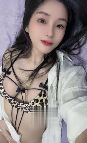身材火辣御姐