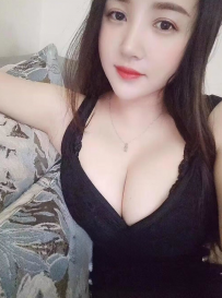 温柔性感大胸小少妇