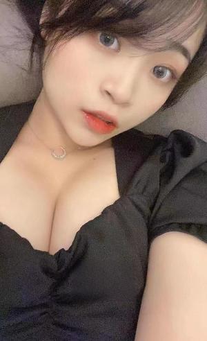 龙华大奶紫小陌