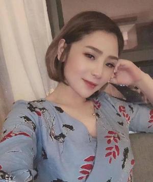 梅花园江苏年轻小姐姐