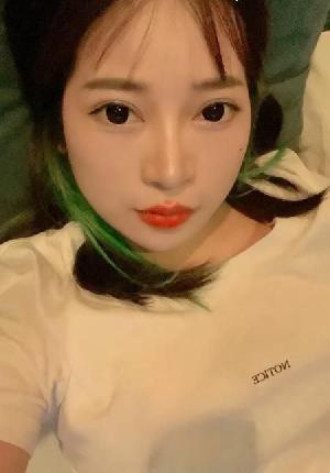 大连性感风情美女