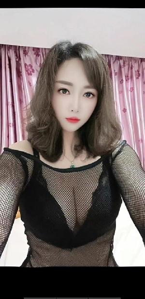 大胸高性价比御姐