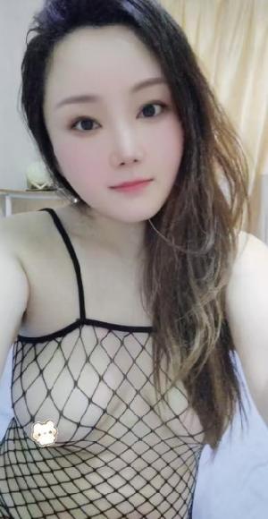 微胖大乳骚女