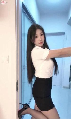 风骚翘臀冰美