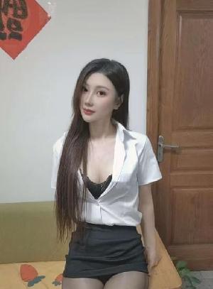 拱野反差骚妹瑶瑶