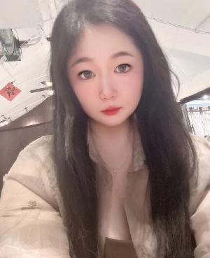 大胸兼职小姐姐