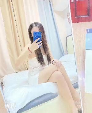 白皙美少妇安安