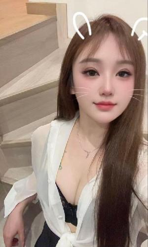 沙井美臀小甜甜
