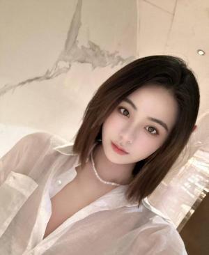 【广州】黑丝制服诱惑女友服务