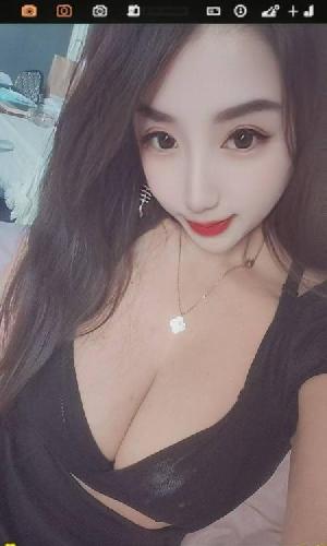 朝阳大胸身材好妹子