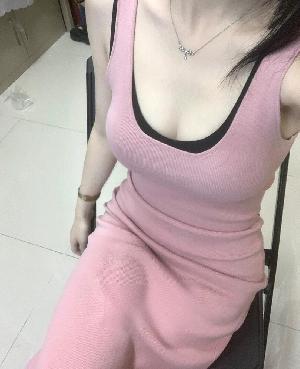 广州大奶尤物粉嫩水多榨汁机