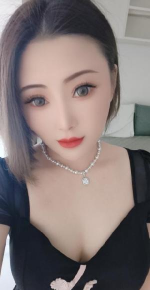 娇小少妇六宝