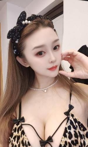 豹纹E奶丹妮