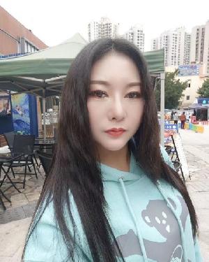风骚少妇梦雪