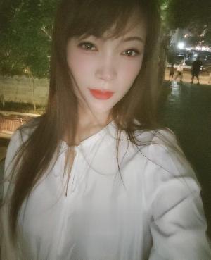 河南岸首开172长腿依依