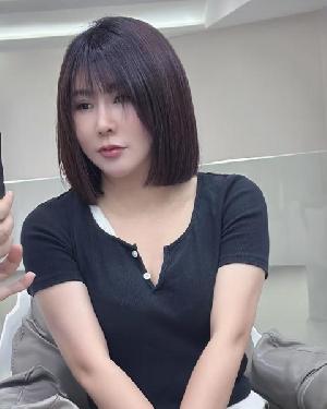 大胸骚妇抓龙筋