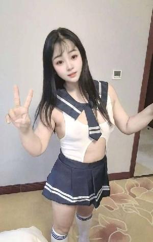口爆舌吻69女仆服务