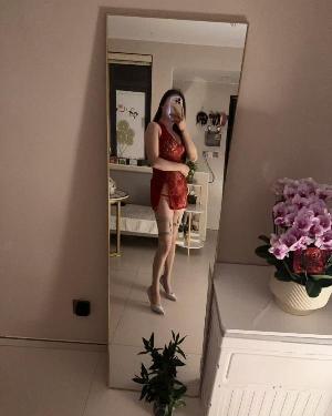 服务系温柔御姐