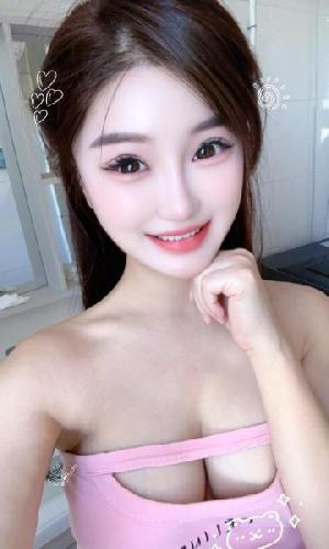 吴中性感思甜