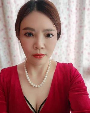 温江光华公园附近少妇