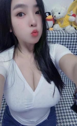 禅城巨乳性感小少妇冰冰