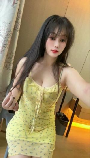 丰满小坦肥臀悦悦
