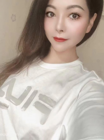 新街里大奶少妇