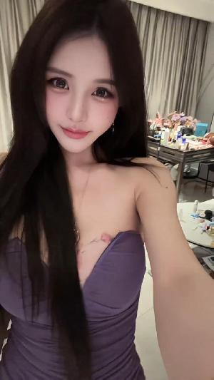 长得漂亮大奶大屁股