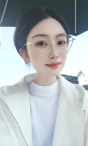 美少妇安娜