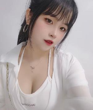 微胖胖女孩大波霸